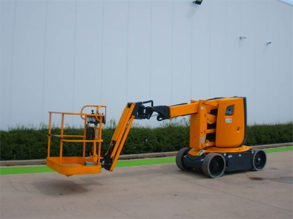 Haulotte HA12CJ+  - Articulated boom: picture 2 Haulotte HA12CJ+  - Articulated boom: picture 2