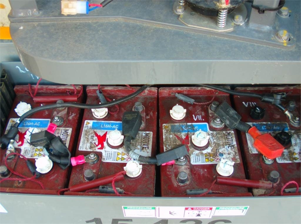 Haulotte HA15IP - Articulated boom: picture 5 Haulotte HA15IP - Articulated boom: picture 5