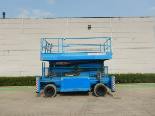 Holland Lift B-195DL25 - Scissor lift: picture 1 Holland Lift B-195DL25 - Scissor lift: picture 1