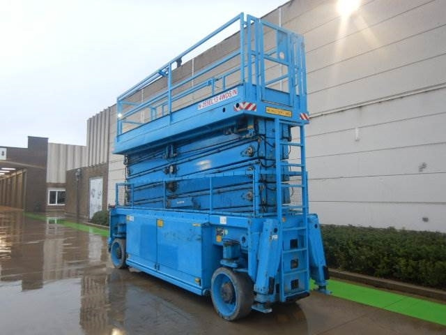 Holland Lift N-265EL13 4WDS/N - Scissor lift: picture 3 Holland Lift N-265EL13 4WDS/N - Scissor lift: picture 3