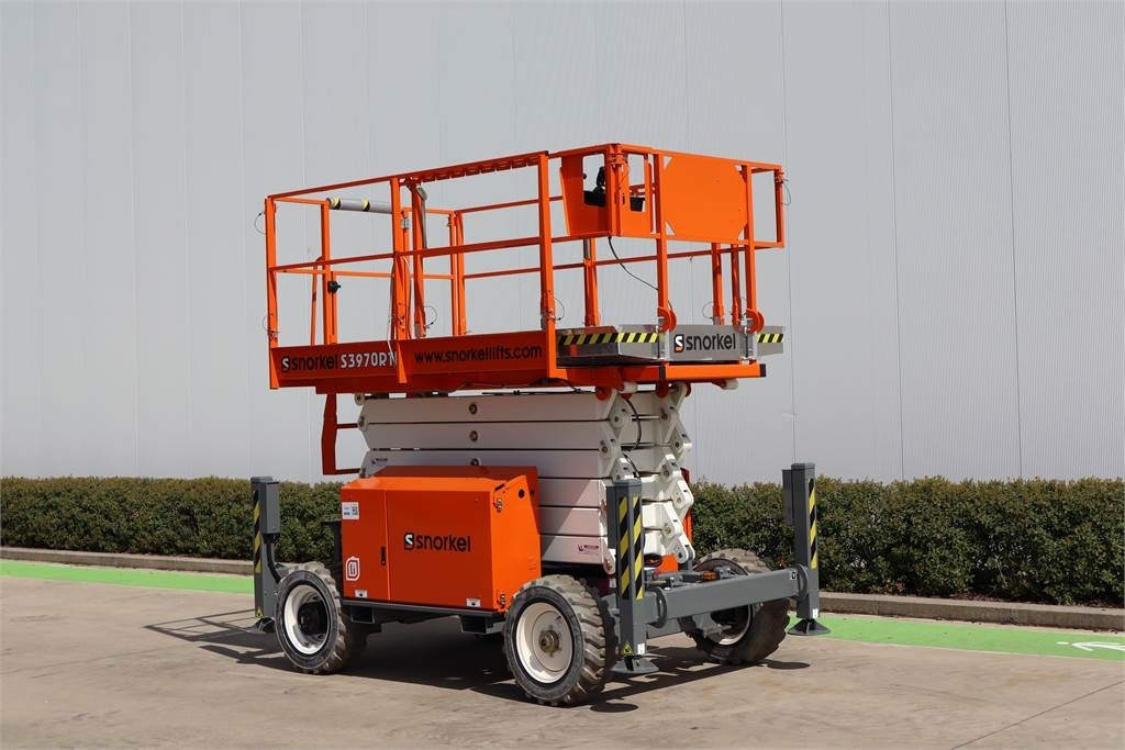 Snorkel S3970RTE  - Scissor lift: picture 2 Snorkel S3970RTE  - Scissor lift: picture 2