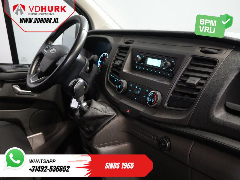 Ford Transit Custom 340 2.0 TDCI 130 pk L2 Dubbel Cabine DC BPM VRIJ! 6 Pers./ 2.8t Trekverm./ PDC/ Cruise/ Trekhaak/ Airco - Small van, Combi van: picture 3 Ford Transit Custom 340 2.0 TDCI 130 pk L2 Dubbel Cabine DC BPM VRIJ! 6 Pers./ 2.8t Trekverm./ PDC/ Cruise/ Trekhaak/ Airco - Small van, Combi van: picture 3