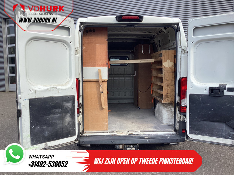 Peugeot Boxer 2.0 HDI 130 pk L2H2 EXPORT ONLY Gev.Stoel/ Climate/ Navi/ Camera/ Cruise/ Trekhaak - Small van: picture 5 Peugeot Boxer 2.0 HDI 130 pk L2H2 EXPORT ONLY Gev.Stoel/ Climate/ Navi/ Camera/ Cruise/ Trekhaak - Small van: picture 5