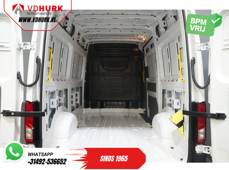 Panel van Volkswagen Crafter 35 140 pk DSG Aut. L3H3 BPM VRIJ! LED/ Virtual Cockpit/ Camera/ Cruise/ Carplay/ Gev.Stoel: picture 14 Panel van Volkswagen Crafter 35 140 pk DSG Aut. L3H3 BPM VRIJ! LED/ Virtual Cockpit/ Camera/ Cruise/ Carplay/ Gev.Stoel: picture 14