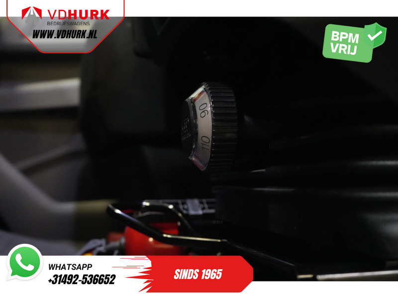 Panel van Volkswagen Crafter 35 140 pk DSG Aut. L3H3 BPM VRIJ! LED/ Virtual Cockpit/ Camera/ Cruise/ Carplay/ Gev.Stoel: picture 16 Panel van Volkswagen Crafter 35 140 pk DSG Aut. L3H3 BPM VRIJ! LED/ Virtual Cockpit/ Camera/ Cruise/ Carplay/ Gev.Stoel: picture 16