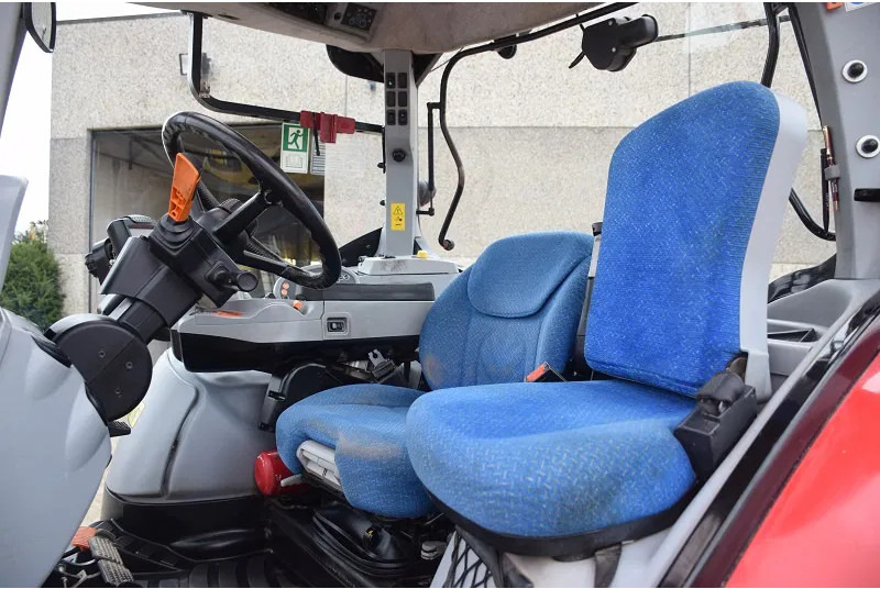 Agricultural machinery New Holland T7.270 4WD SA T7.270 4WD SA: picture 11 Agricultural machinery New Holland T7.270 4WD SA T7.270 4WD SA: picture 11