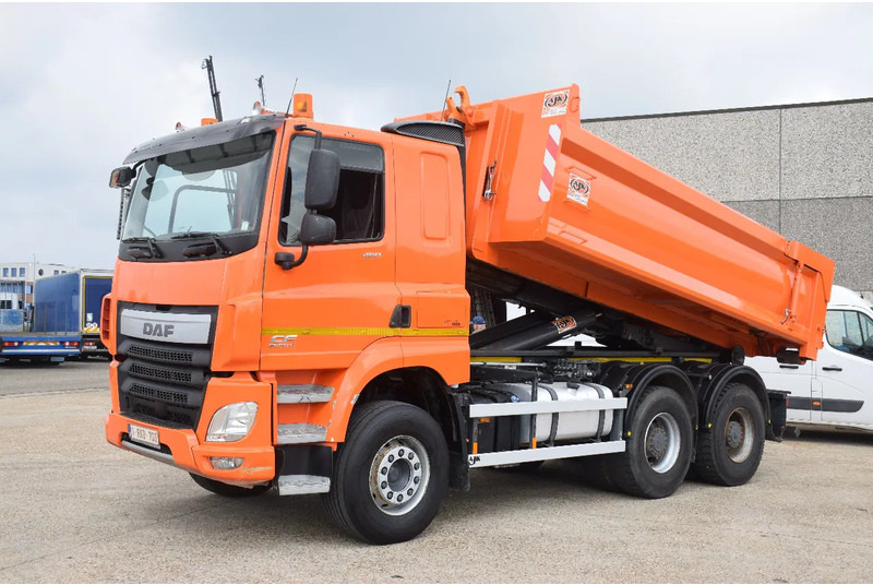 DAF CF 460 - Hook lift truck: picture 2 DAF CF 460 - Hook lift truck: picture 2