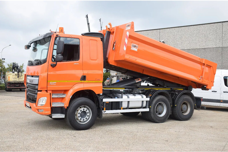 DAF CF 460 - Hook lift truck: picture 1 DAF CF 460 - Hook lift truck: picture 1
