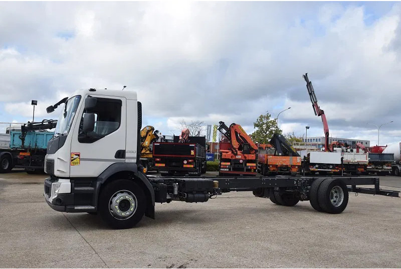 Diversen Volvo FL280 - Cab chassis truck: picture 4 Diversen Volvo FL280 - Cab chassis truck: picture 4