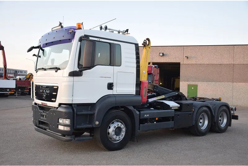 MAN TGS 26.400 - Hook lift truck: picture 2 MAN TGS 26.400 - Hook lift truck: picture 2
