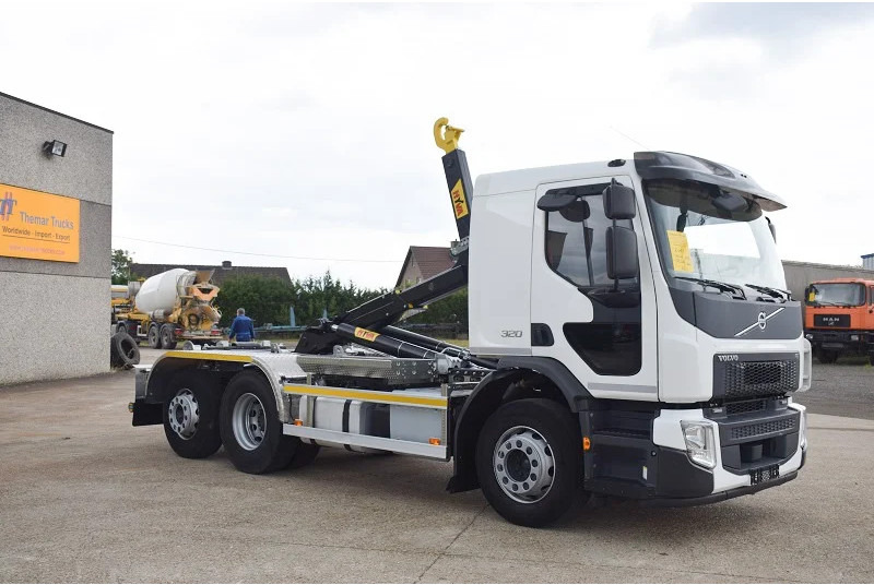 Volvo FE 320 - Hook lift truck: picture 4 Volvo FE 320 - Hook lift truck: picture 4