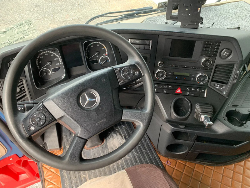 Mercedes-Benz Actros 2548 6X2 + Aanhanger*Palfinger crane*Cruise control*Airco* - Curtainsider truck, Crane truck: picture 3 Mercedes-Benz Actros 2548 6X2 + Aanhanger*Palfinger crane*Cruise control*Airco* - Curtainsider truck, Crane truck: picture 3