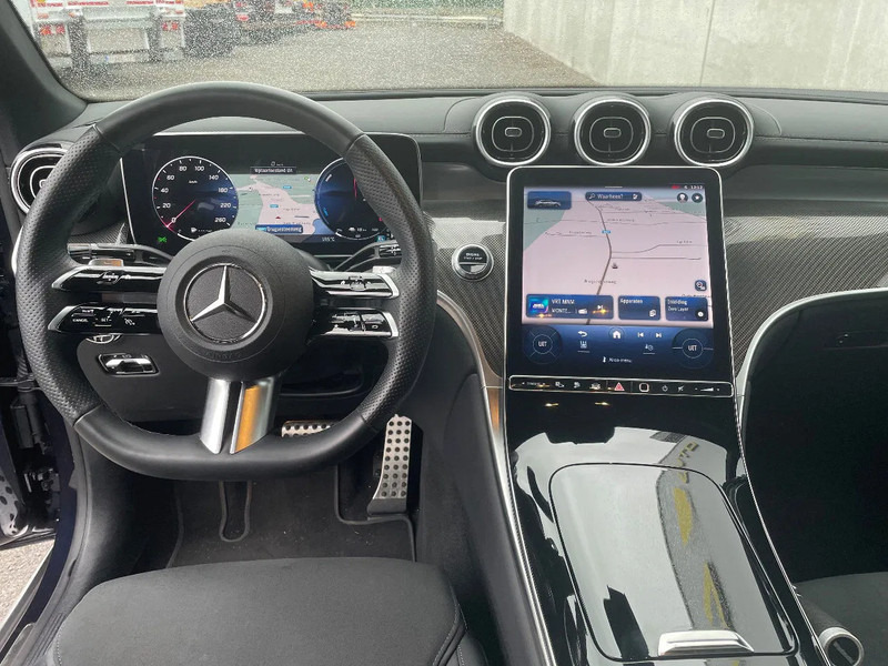 Mercedes-Benz GLC 300de - coupe- AMG - Stuur assistent - Distronic Cruise Control - SUV: picture 5 Mercedes-Benz GLC 300de - coupe- AMG - Stuur assistent - Distronic Cruise Control - SUV: picture 5
