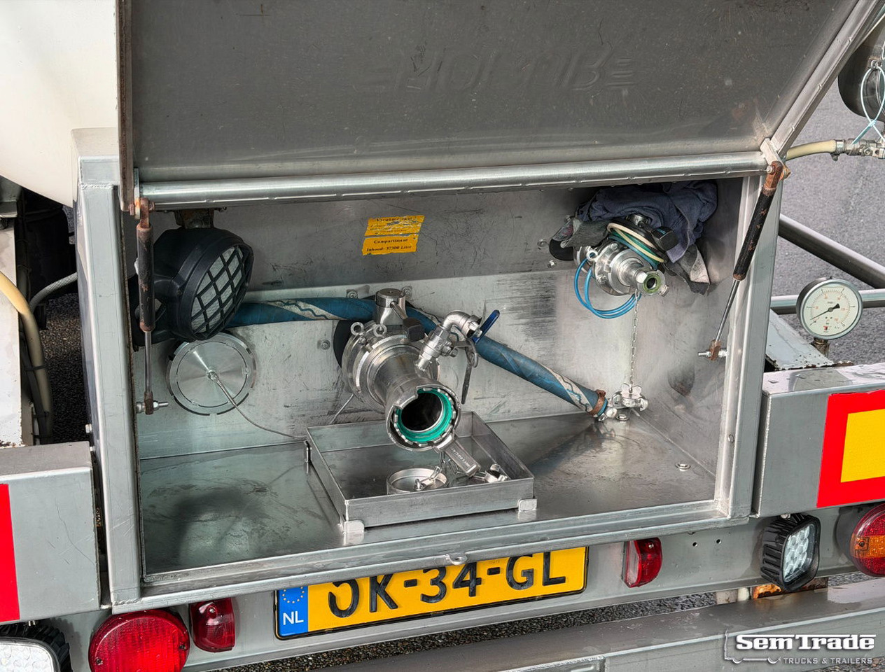 Tank semi-trailer Burg 37.300 Liter 3 Compartments Disc Brakes Super Condition NL Trailer: picture 10 Tank semi-trailer Burg 37.300 Liter 3 Compartments Disc Brakes Super Condition NL Trailer: picture 10