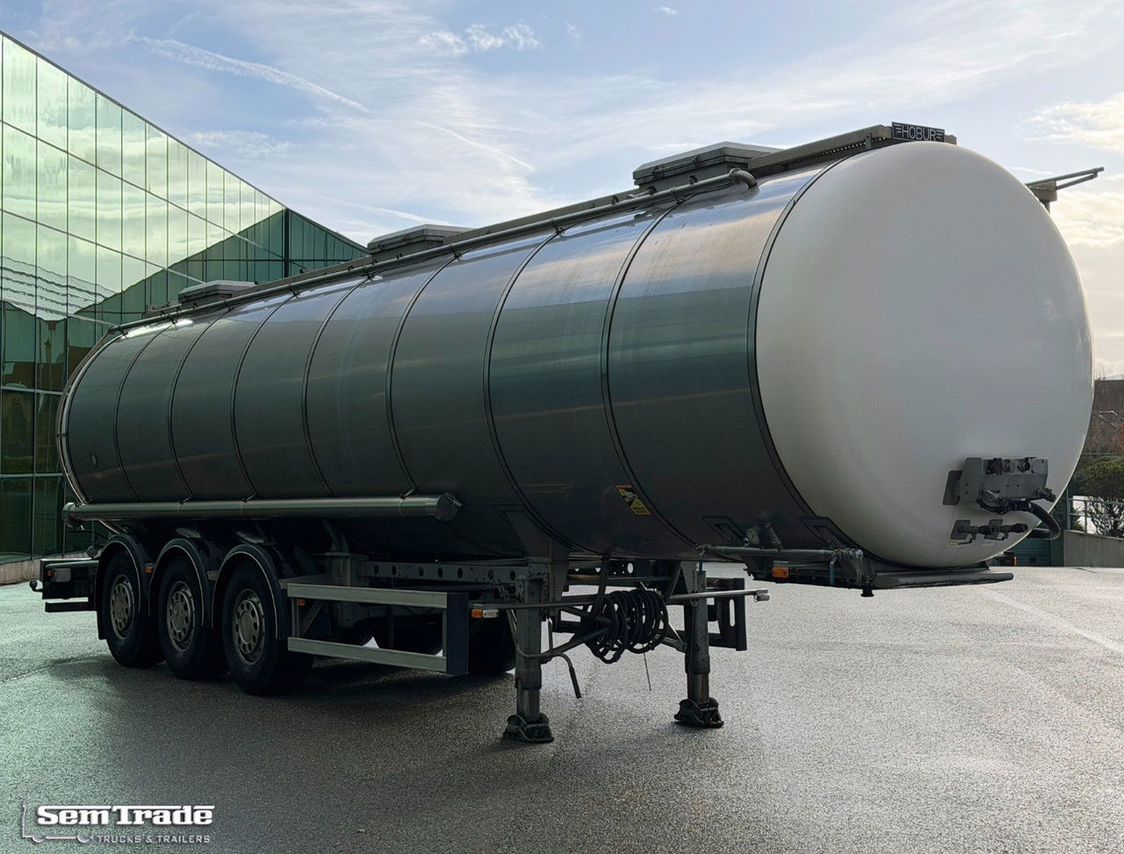 Tank semi-trailer Burg 37.300 Liter 3 Compartments Disc Brakes Super Condition NL Trailer: picture 7 Tank semi-trailer Burg 37.300 Liter 3 Compartments Disc Brakes Super Condition NL Trailer: picture 7