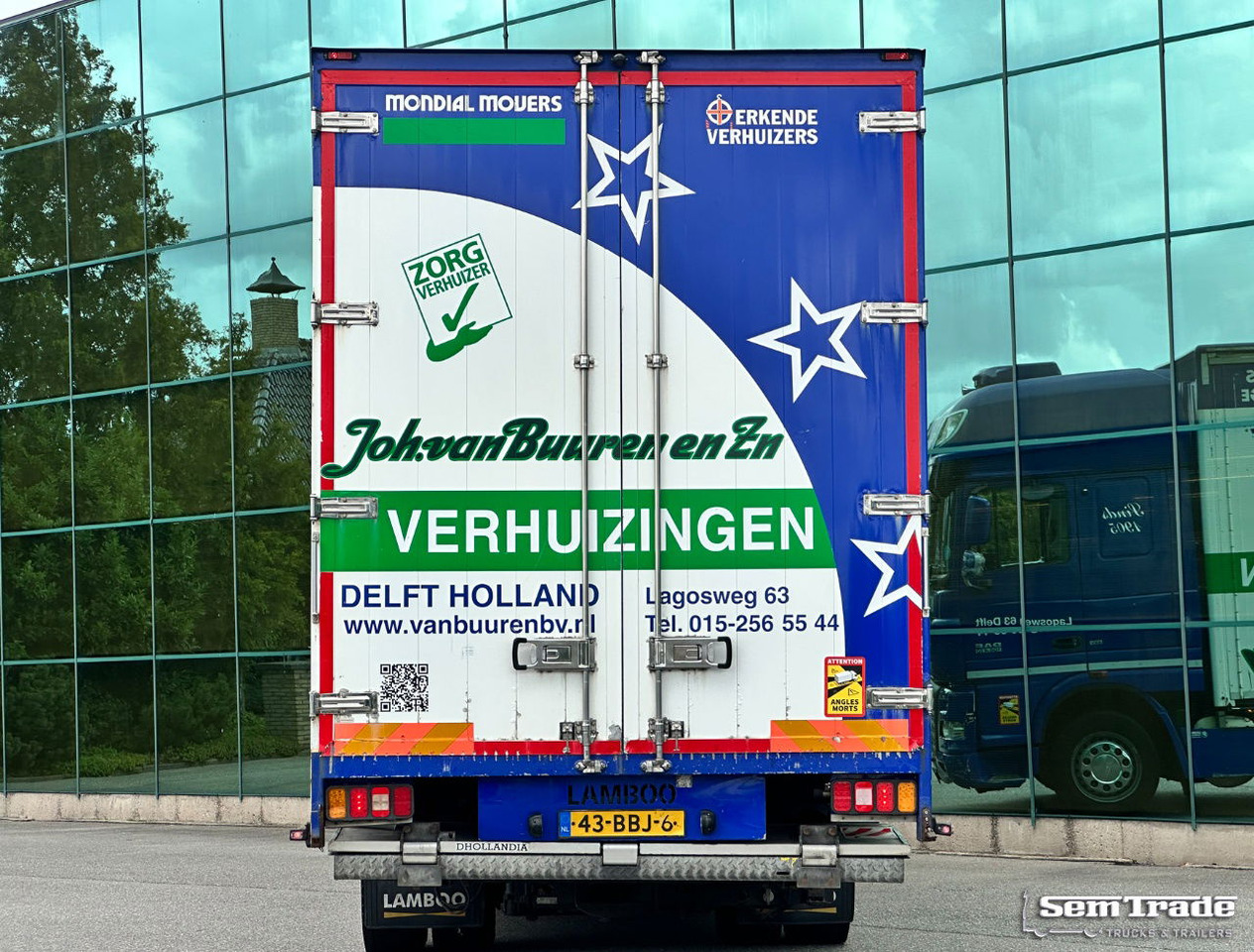 DAF XF 105.410 SSC Euro 5 Only 408.000 KM Full AIR Tail Lift Side Doors TOP Condition Holland Truck - Box truck: picture 4 DAF XF 105.410 SSC Euro 5 Only 408.000 KM Full AIR Tail Lift Side Doors TOP Condition Holland Truck - Box truck: picture 4