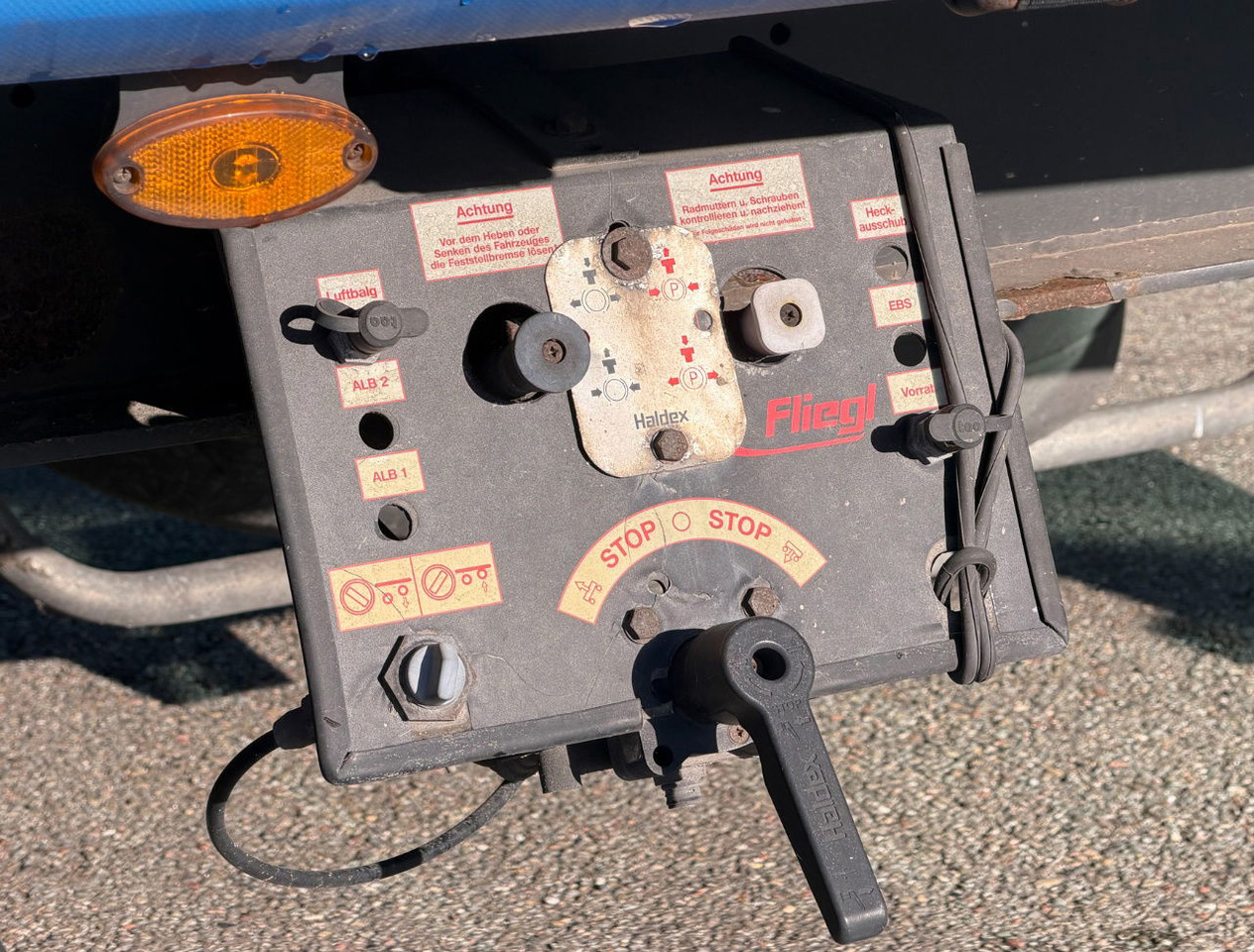 Curtainsider semi-trailer Fliegl SDS 350 Lift Axle Disc Brakes Sliding Sides + Roof TOP Condition: picture 16