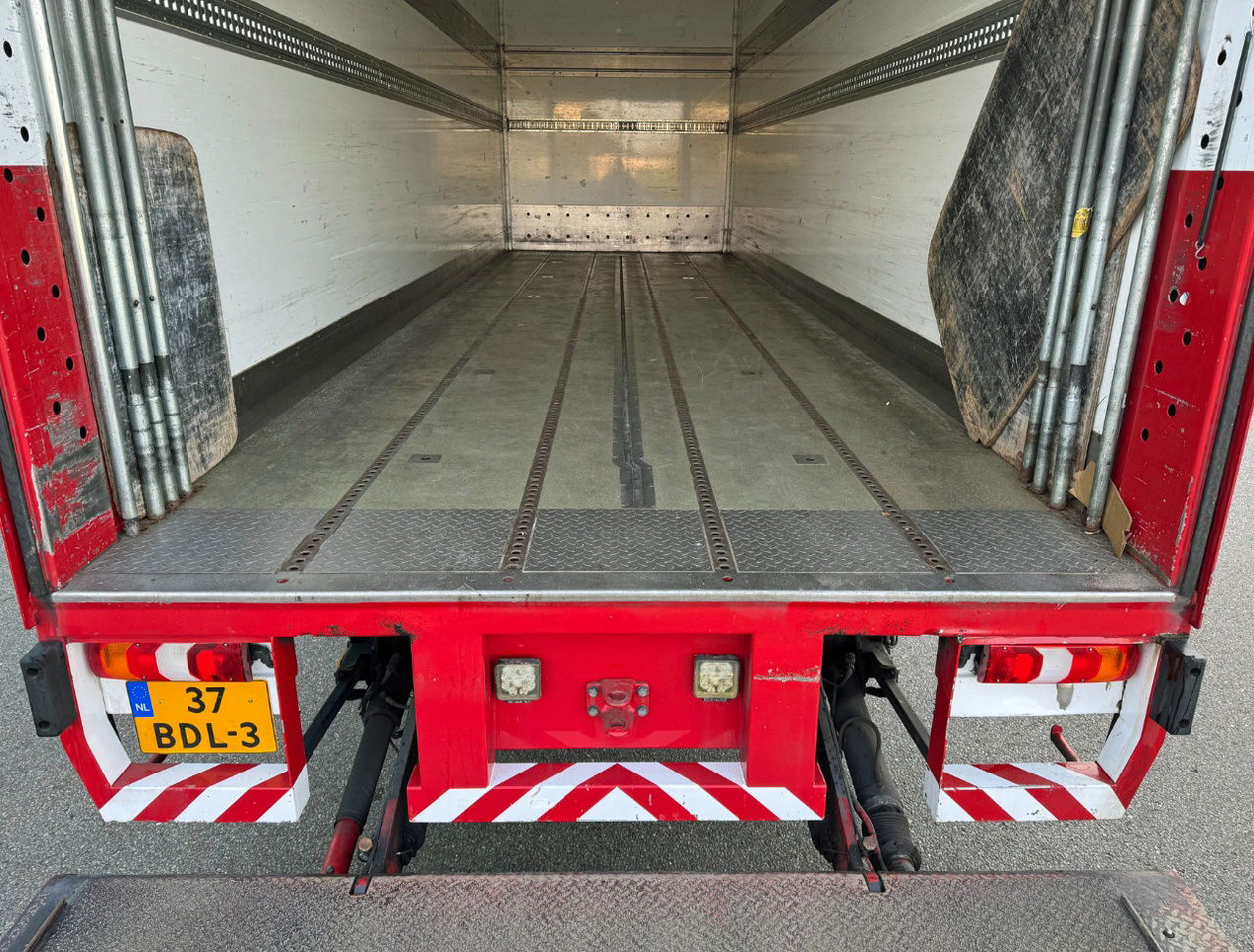 Box truck Mercedes-Benz Antos 1827 Euro 6 VOL Geisoleerde 15 Karren BAK 277 CM Hoog Kachel: picture 13