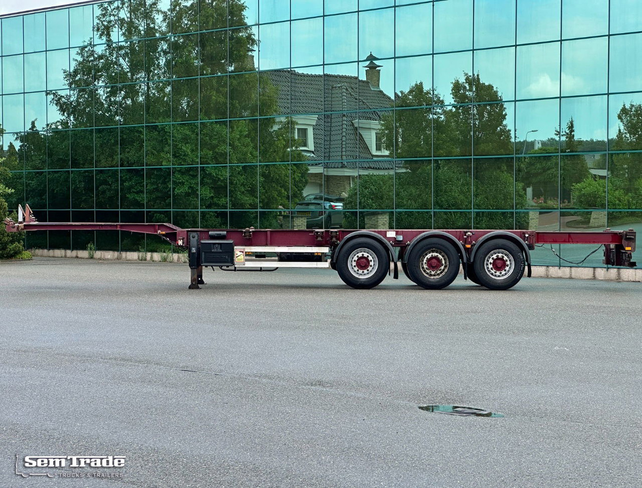 Renders ROC 12.27 CC Back Slider Lift Axle Disc Brakes Belgium-Trailer 2 Pieces - Container transporter/ Swap body semi-trailer: picture 2 Renders ROC 12.27 CC Back Slider Lift Axle Disc Brakes Belgium-Trailer 2 Pieces - Container transporter/ Swap body semi-trailer: picture 2