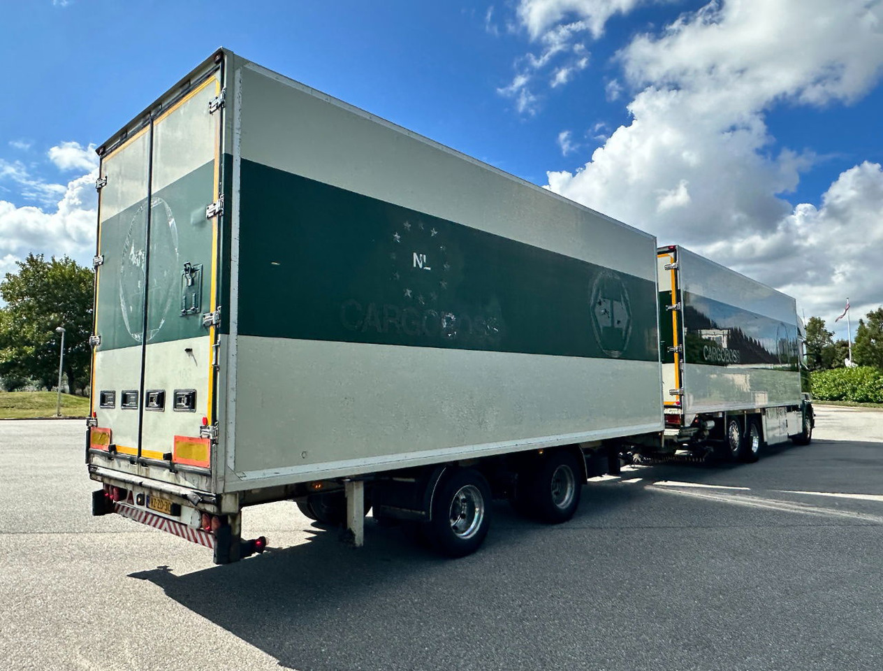 Scania R450 Retarder VAN Beurden Isolated Boxes TRS Cooling Tail Lift TOP Condition NL-COMBi - Refrigerator truck: picture 4 Scania R450 Retarder VAN Beurden Isolated Boxes TRS Cooling Tail Lift TOP Condition NL-COMBi - Refrigerator truck: picture 4
