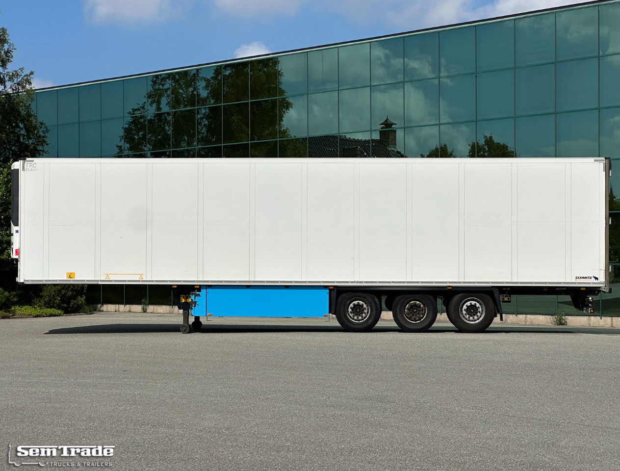 Schmitz Cargobull SCBS3B Thermo King SLXe 300 Lift Axle Holland-Trailer - Refrigerator semi-trailer: picture 2 Schmitz Cargobull SCBS3B Thermo King SLXe 300 Lift Axle Holland-Trailer - Refrigerator semi-trailer: picture 2