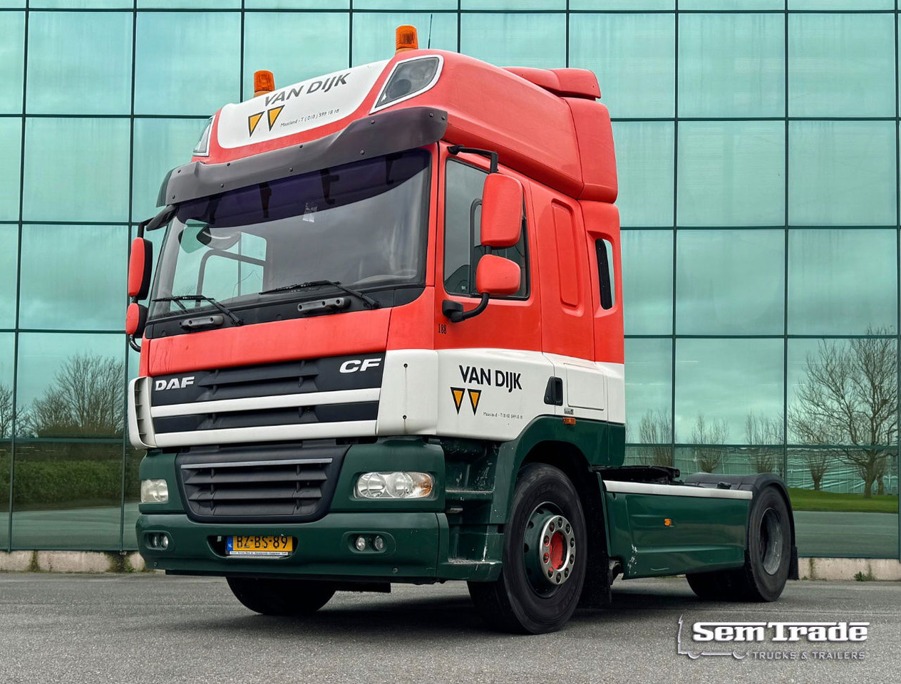 DAF CF 85.460 Only 229.800 KM Retarder - Intarder 2x Tanks Tires 90 NL Truck - Tractor unit: picture 1 DAF CF 85.460 Only 229.800 KM Retarder - Intarder 2x Tanks Tires 90 NL Truck - Tractor unit: picture 1