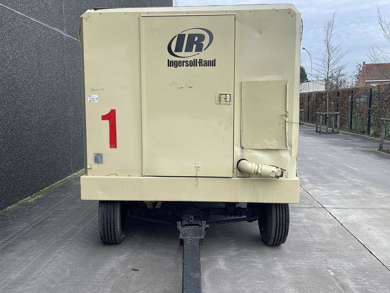 Doosan XHP 900 WCAT - Air compressor: picture 2 Doosan XHP 900 WCAT - Air compressor: picture 2