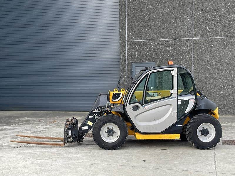 Manitou MT 420 H - Telescopic handler: picture 2 Manitou MT 420 H - Telescopic handler: picture 2