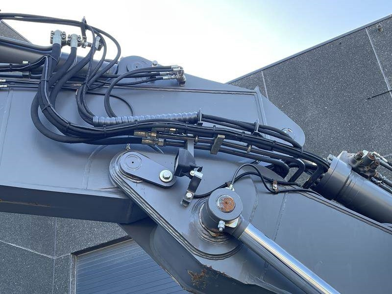 Crawler excavator Volvo ECR 235 DL: picture 13 Crawler excavator Volvo ECR 235 DL: picture 13