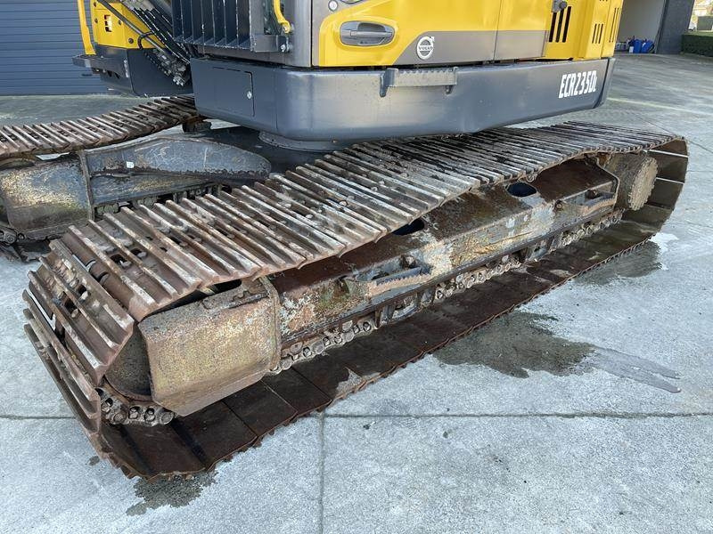 Crawler excavator Volvo ECR 235 DL: picture 17 Crawler excavator Volvo ECR 235 DL: picture 17