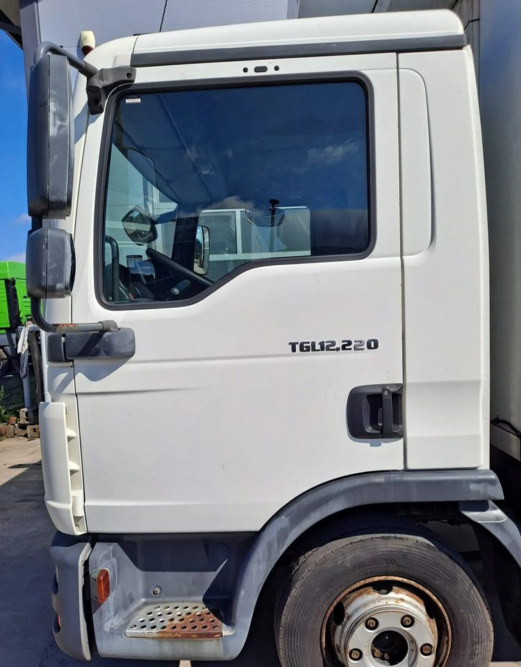 Refrigerator truck MAN TGL 12.220 Chłodnia agregat WKD-II SR: picture 13