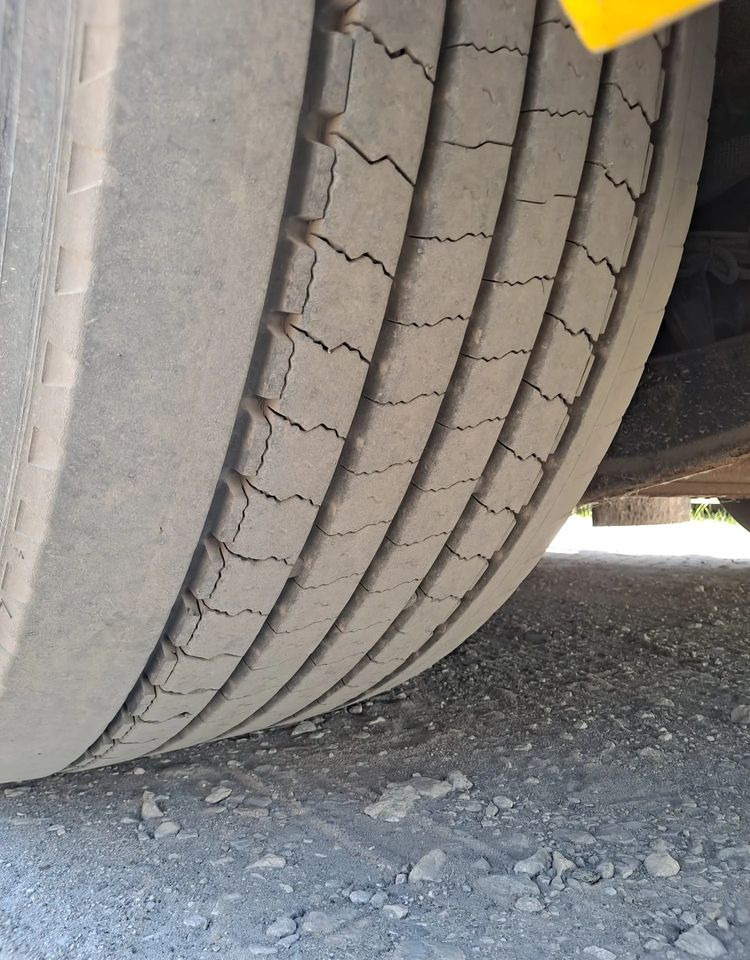 Leasing of  MAN TGX 26.480 6X2 3 osie MAN TGX 26.480 6X2 3 osie: picture 11