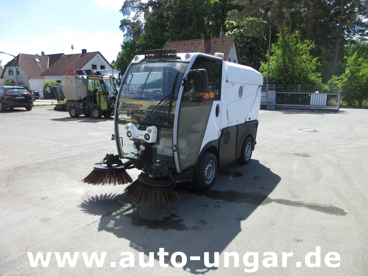 BUCHER CC 1000 Kleinkehrmaschine CityCat 4-Rad Lenkung - Industrial sweeper: picture 1 BUCHER CC 1000 Kleinkehrmaschine CityCat 4-Rad Lenkung - Industrial sweeper: picture 1