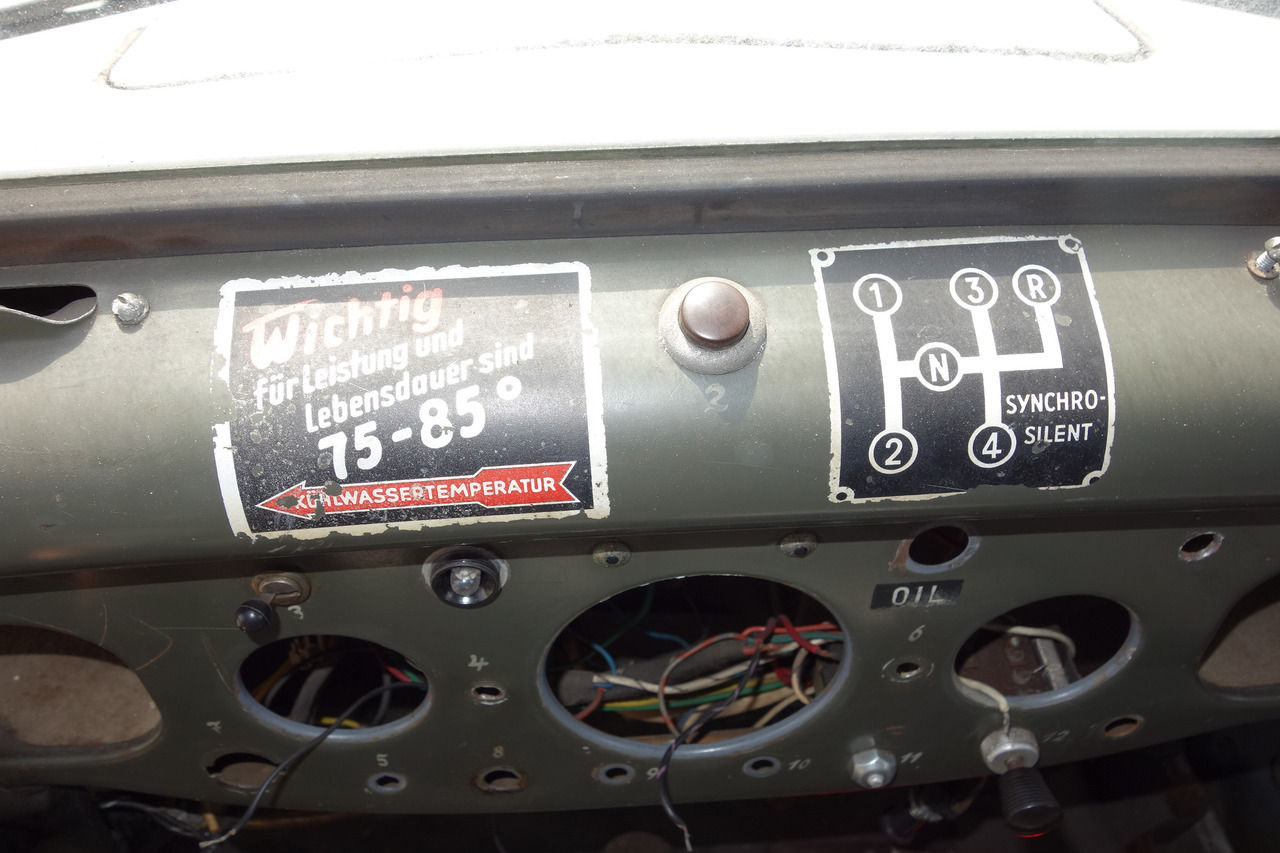 Ambulance FORD Ford FK 3500 V8 mit H-Kennzeichen Oldtimer: picture 41 Ambulance FORD Ford FK 3500 V8 mit H-Kennzeichen Oldtimer: picture 41