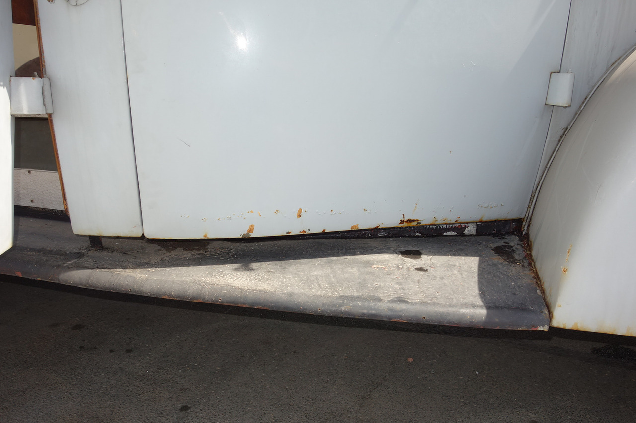 Ambulance FORD Ford FK 3500 V8 mit H-Kennzeichen Oldtimer: picture 26 Ambulance FORD Ford FK 3500 V8 mit H-Kennzeichen Oldtimer: picture 26