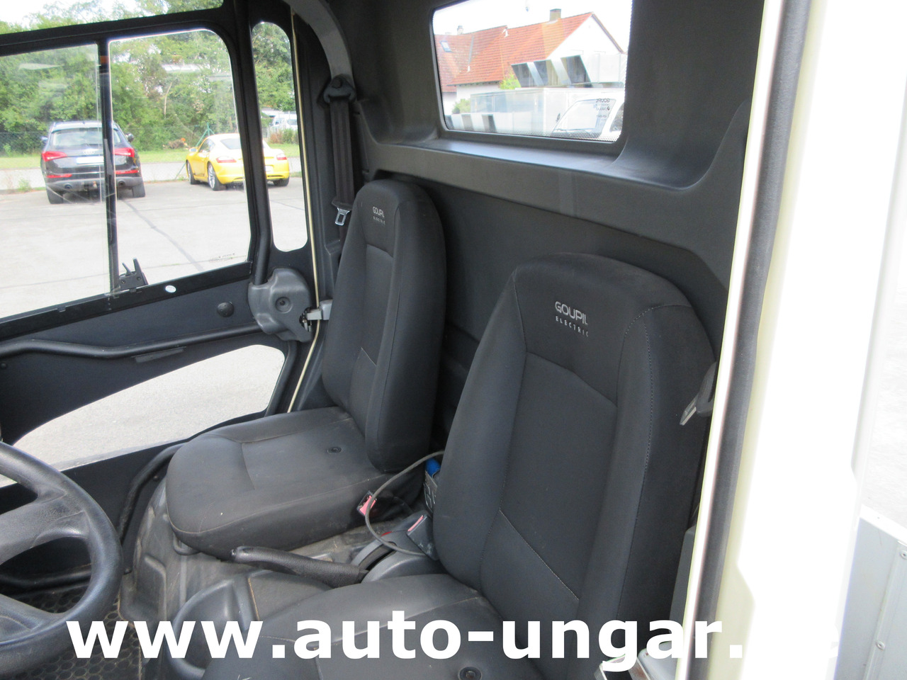 Electric utility vehicle GOUPIL G5 E Kipper Unfall- und Getriebeschaden Elektrofahrzeug Bj 2014: picture 20 Electric utility vehicle GOUPIL G5 E Kipper Unfall- und Getriebeschaden Elektrofahrzeug Bj 2014: picture 20
