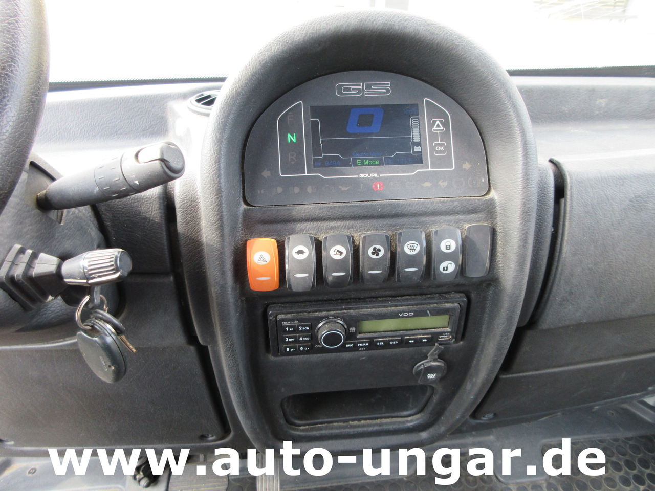 Electric utility vehicle GOUPIL G5 E Kipper Unfall- und Getriebeschaden Elektrofahrzeug Bj 2014: picture 22 Electric utility vehicle GOUPIL G5 E Kipper Unfall- und Getriebeschaden Elektrofahrzeug Bj 2014: picture 22