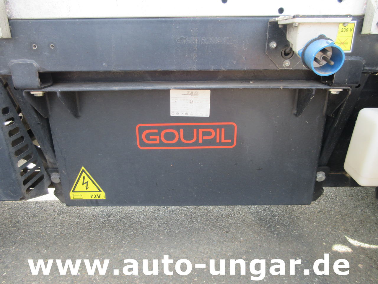 Electric utility vehicle GOUPIL G5 E Kipper Unfall- und Getriebeschaden Elektrofahrzeug Bj 2014: picture 7 Electric utility vehicle GOUPIL G5 E Kipper Unfall- und Getriebeschaden Elektrofahrzeug Bj 2014: picture 7