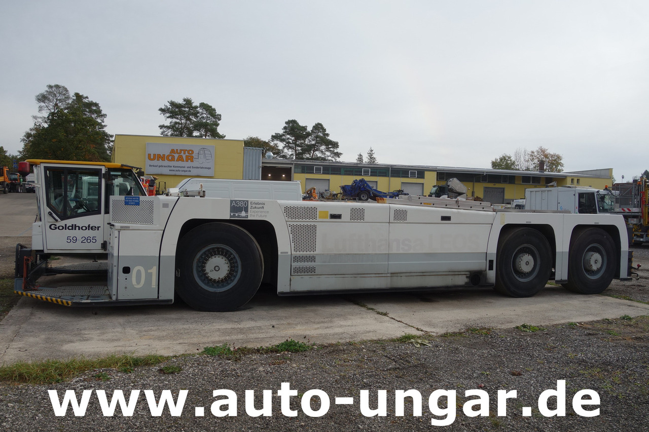 Goldhofer AST-1X 1360 Allradlenkung 6x6 towbarless Pushback Airbus A380 Deutz TCD 2015 V08 - 1.360PS - Pushback tractor: picture 4 Goldhofer AST-1X 1360 Allradlenkung 6x6 towbarless Pushback Airbus A380 Deutz TCD 2015 V08 - 1.360PS - Pushback tractor: picture 4