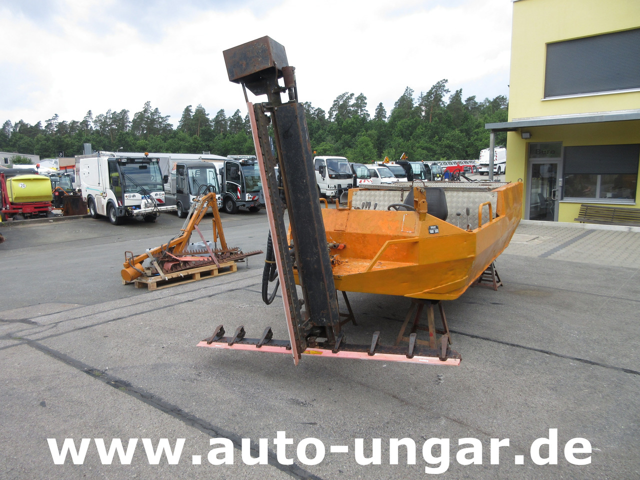 Gödde Mähboot O 420 T-Mähbalken + Seitenmäher Aquatic Weed Harvester - Municipal/ Special vehicle: picture 1 Gödde Mähboot O 420 T-Mähbalken + Seitenmäher Aquatic Weed Harvester - Municipal/ Special vehicle: picture 1