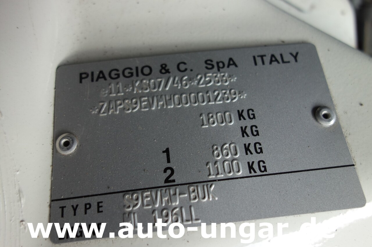 Small van, Electric van Piaggio Porter Electric Extra Kastenwagen Elektro Dachträger: picture 18