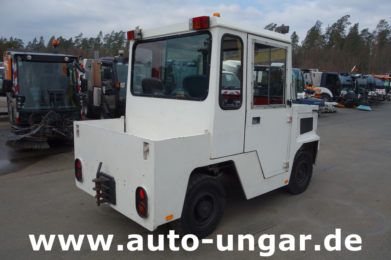 Baggage tractor ROFAN ZD44F Jenbacher Pushback  Pull - Tractor GSE Gepäckschlepper Industrieschlepper: picture 7