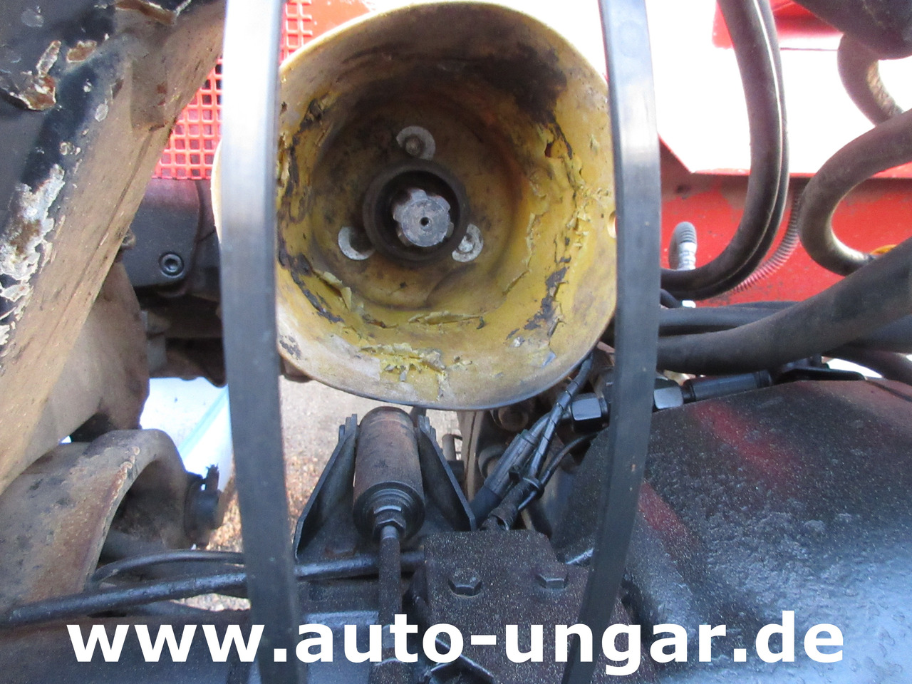 Reform Metrac H7S MOTORSCHADEN Bj. 2004 Front- & Heckzapfwelle Fronthydraulik - Farm tractor: picture 4 Reform Metrac H7S MOTORSCHADEN Bj. 2004 Front- & Heckzapfwelle Fronthydraulik - Farm tractor: picture 4