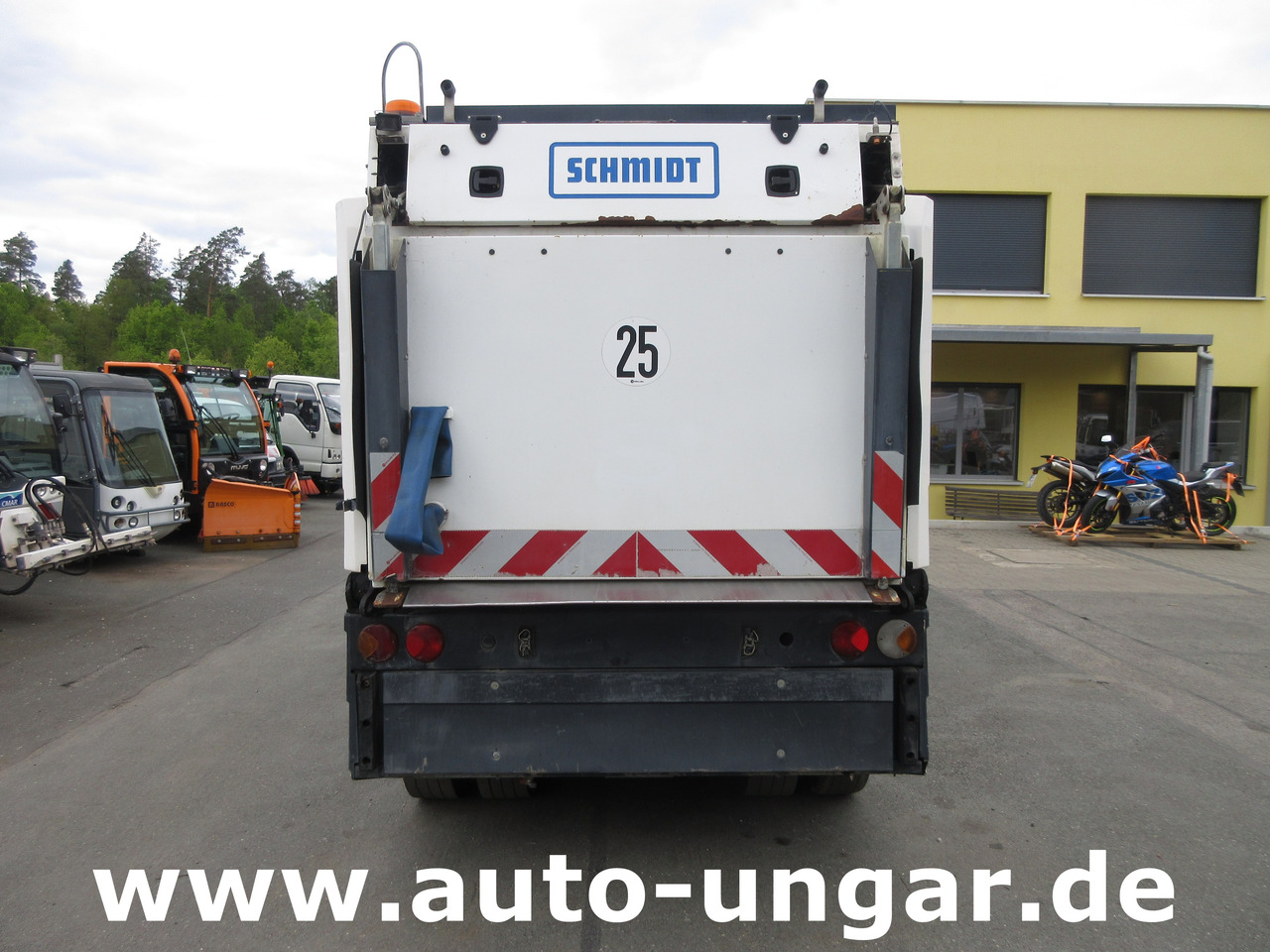 Schmidt Cleango 500 CS556 Euro 6 mit Wildkrautbesen Kehrmaschine aus 1. Hand - Road sweeper: picture 5 Schmidt Cleango 500 CS556 Euro 6 mit Wildkrautbesen Kehrmaschine aus 1. Hand - Road sweeper: picture 5
