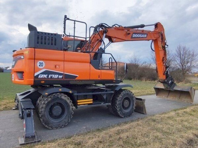 Doosan 18.6t DX170 W-7 (DEVELON) - Wheel excavator: picture 2 Doosan 18.6t DX170 W-7 (DEVELON) - Wheel excavator: picture 2