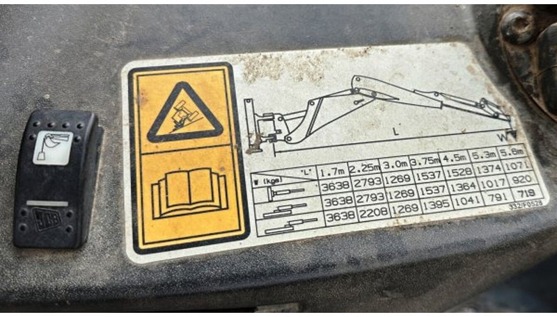 Backhoe loader JCB 4 CX: picture 13