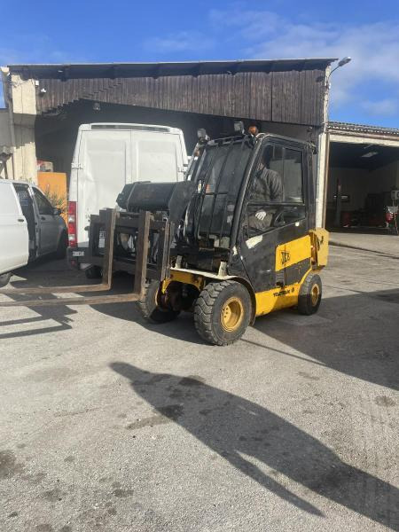 JCB TLT30D - Diesel forklift: picture 2 JCB TLT30D - Diesel forklift: picture 2