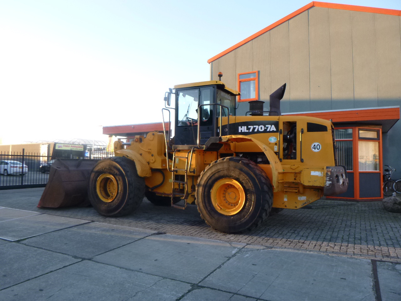 HYUNDAI HL770-7A - Wheel loader: picture 2 HYUNDAI HL770-7A - Wheel loader: picture 2