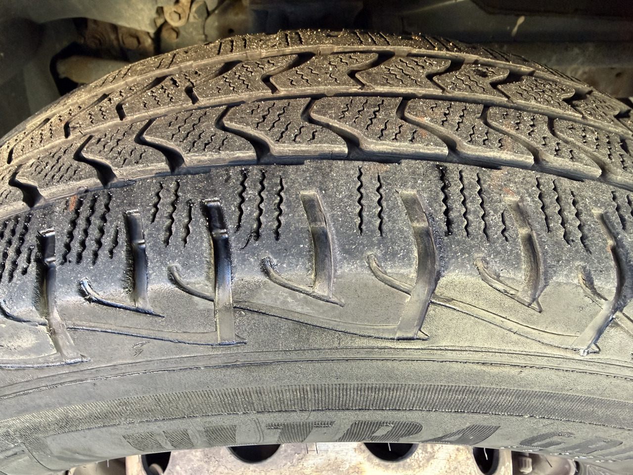 Iveco Daily 70C17 HMF 635 Kran bis 11 Meter - Crane truck, Flatbed van: picture 4 Iveco Daily 70C17 HMF 635 Kran bis 11 Meter - Crane truck, Flatbed van: picture 4