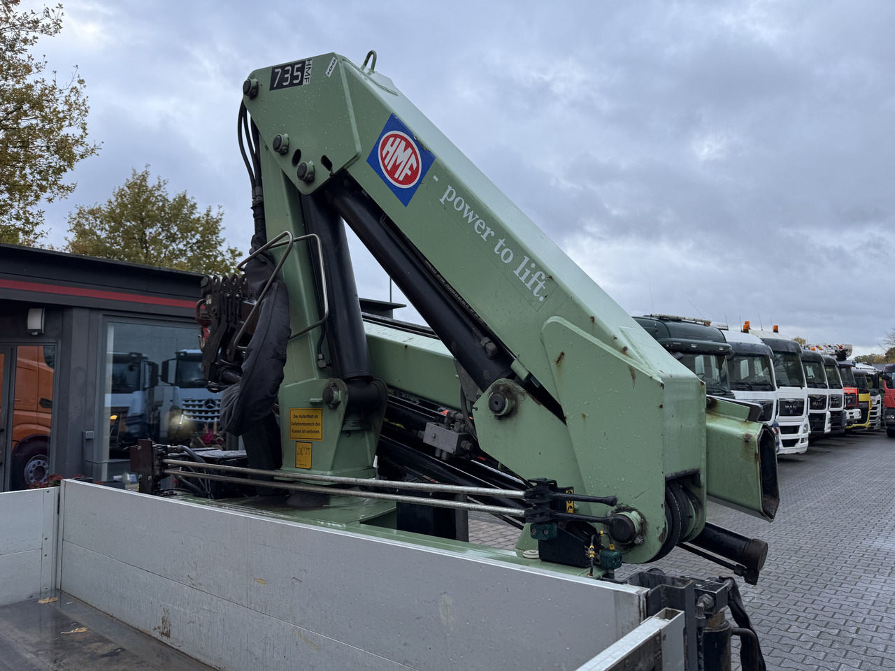 Iveco EuroCargo 80E22 Kran HMF 735 bis 15 Meter - Dropside/ Flatbed truck, Crane truck: picture 4 Iveco EuroCargo 80E22 Kran HMF 735 bis 15 Meter - Dropside/ Flatbed truck, Crane truck: picture 4